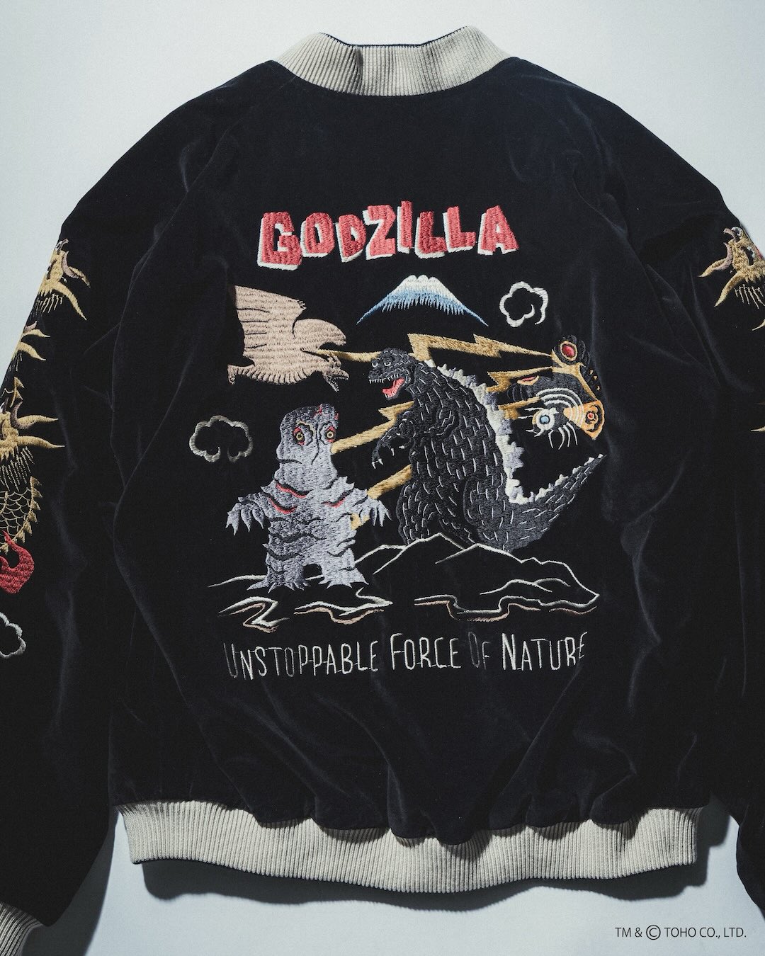 2026年初売り】テーラー東洋 × BEAMS JAPAN コラボ “ゴジラ刺繍