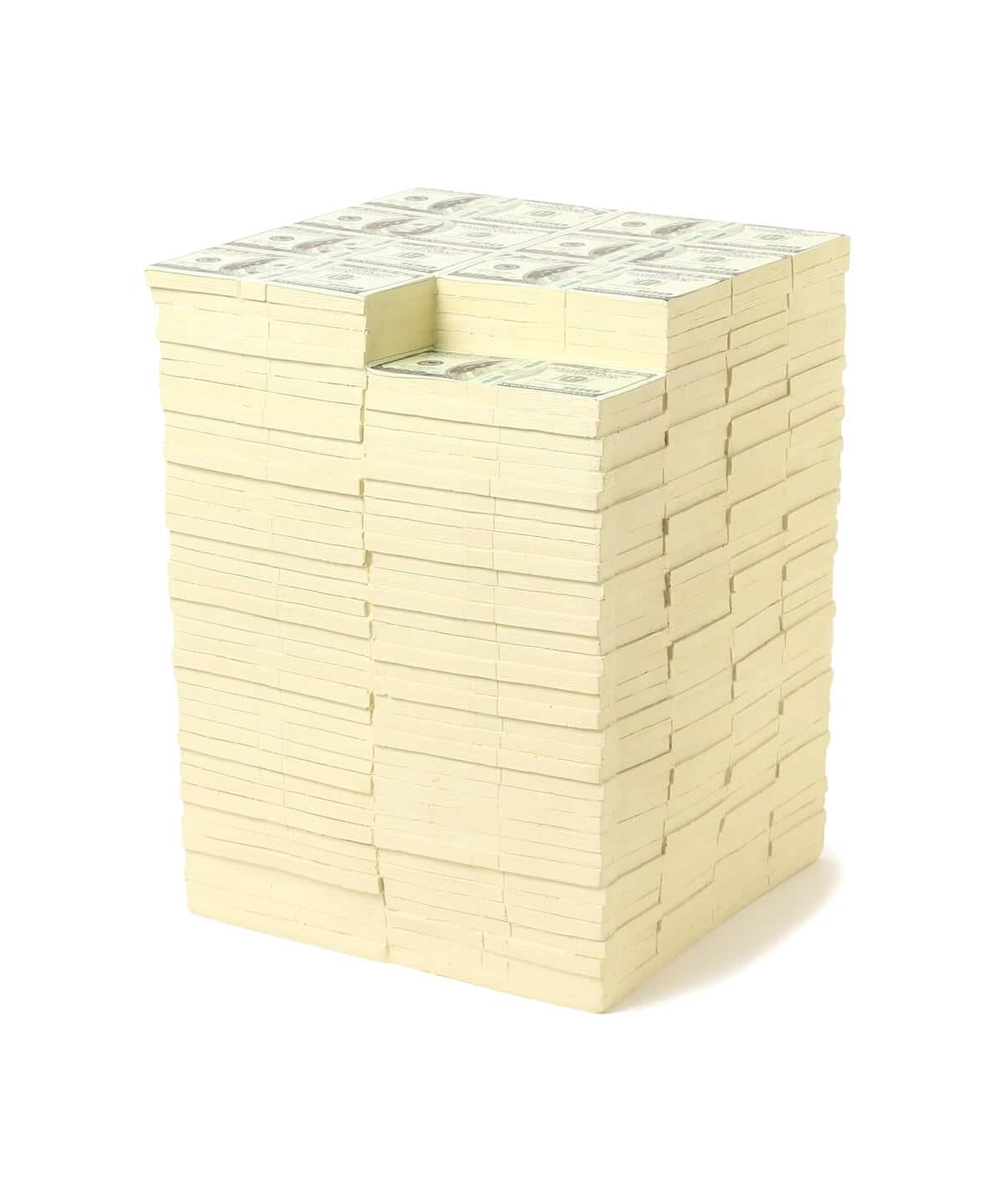 日本円にして約4億3122万円分のスツール「ROTARY HERO/300MILLION