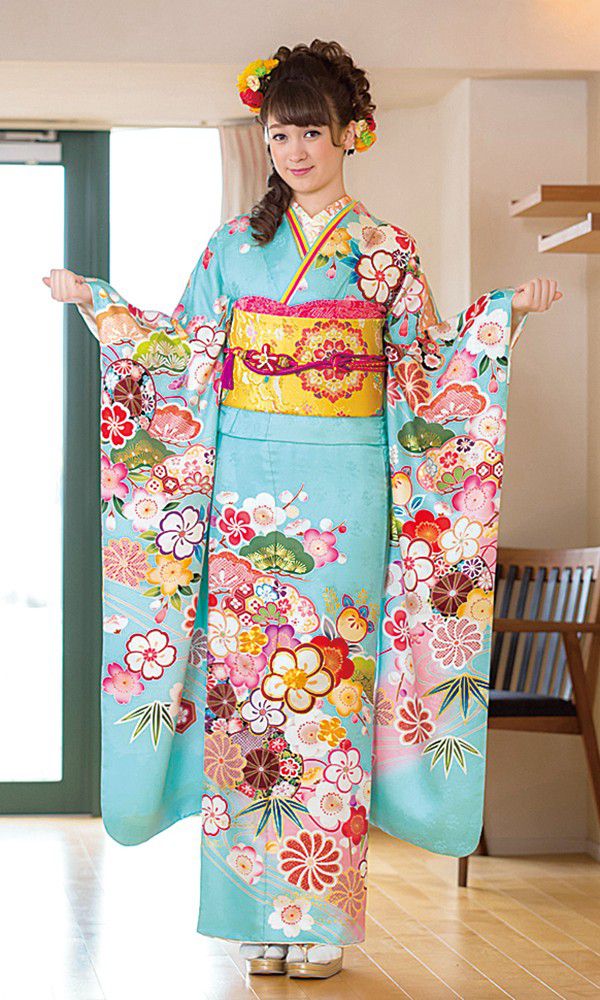 京友禅振袖・水色・金駒刺繍┃かわいい古典【菊京屋】