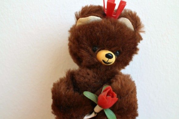 いくつでも欲しくなるヴィンテージDDRベアのご紹介 | Frau Vintage