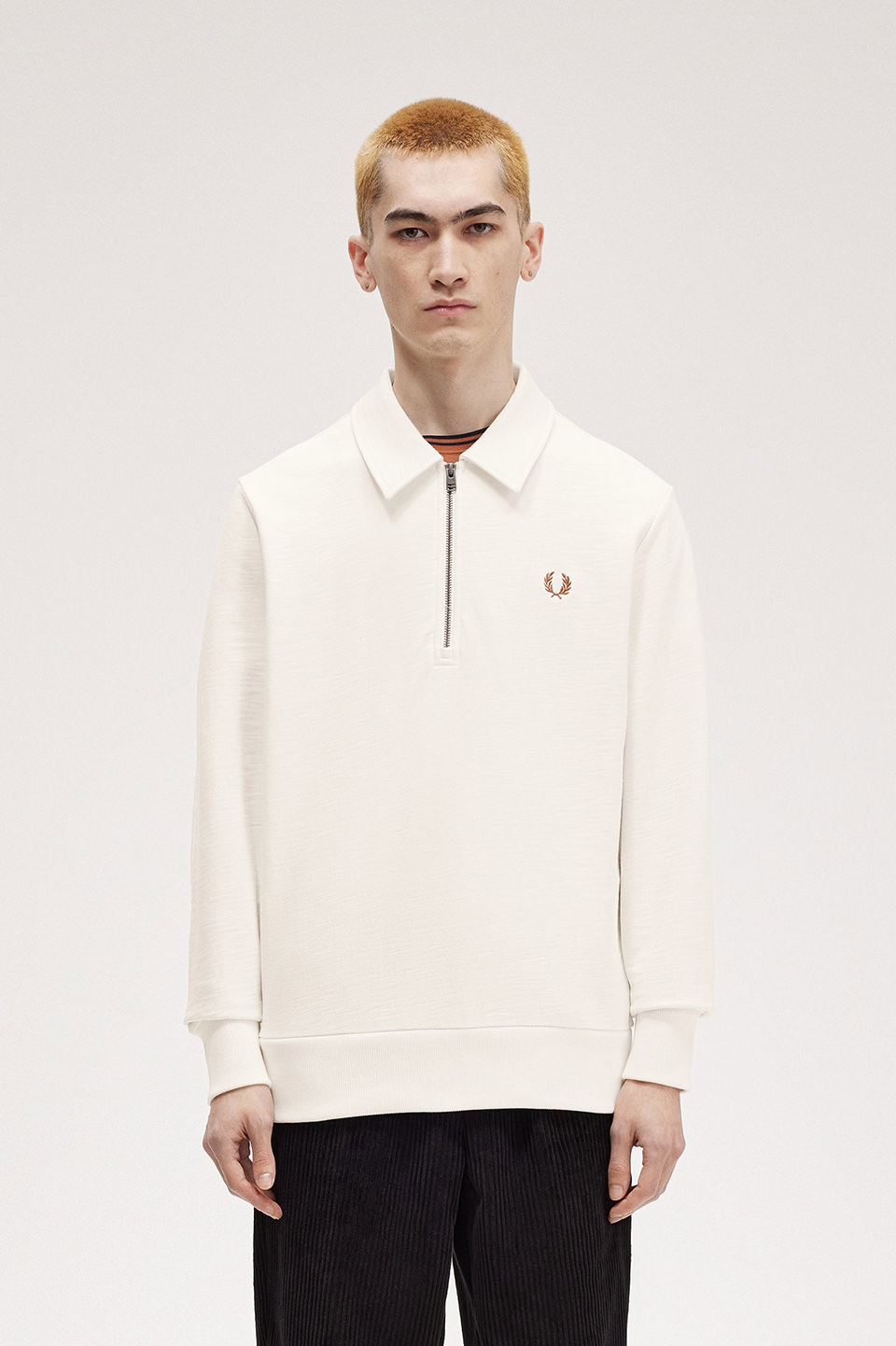 Zip Neck Collar Sweatshirt(M 560：ECRU): | FRED PERRY JAPAN