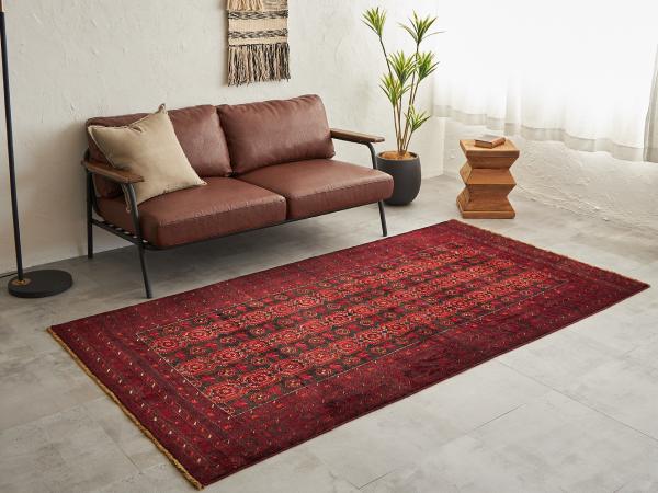 赤いラグ・カーペットの選び方とおすすめ7選 | オーダーカーペット