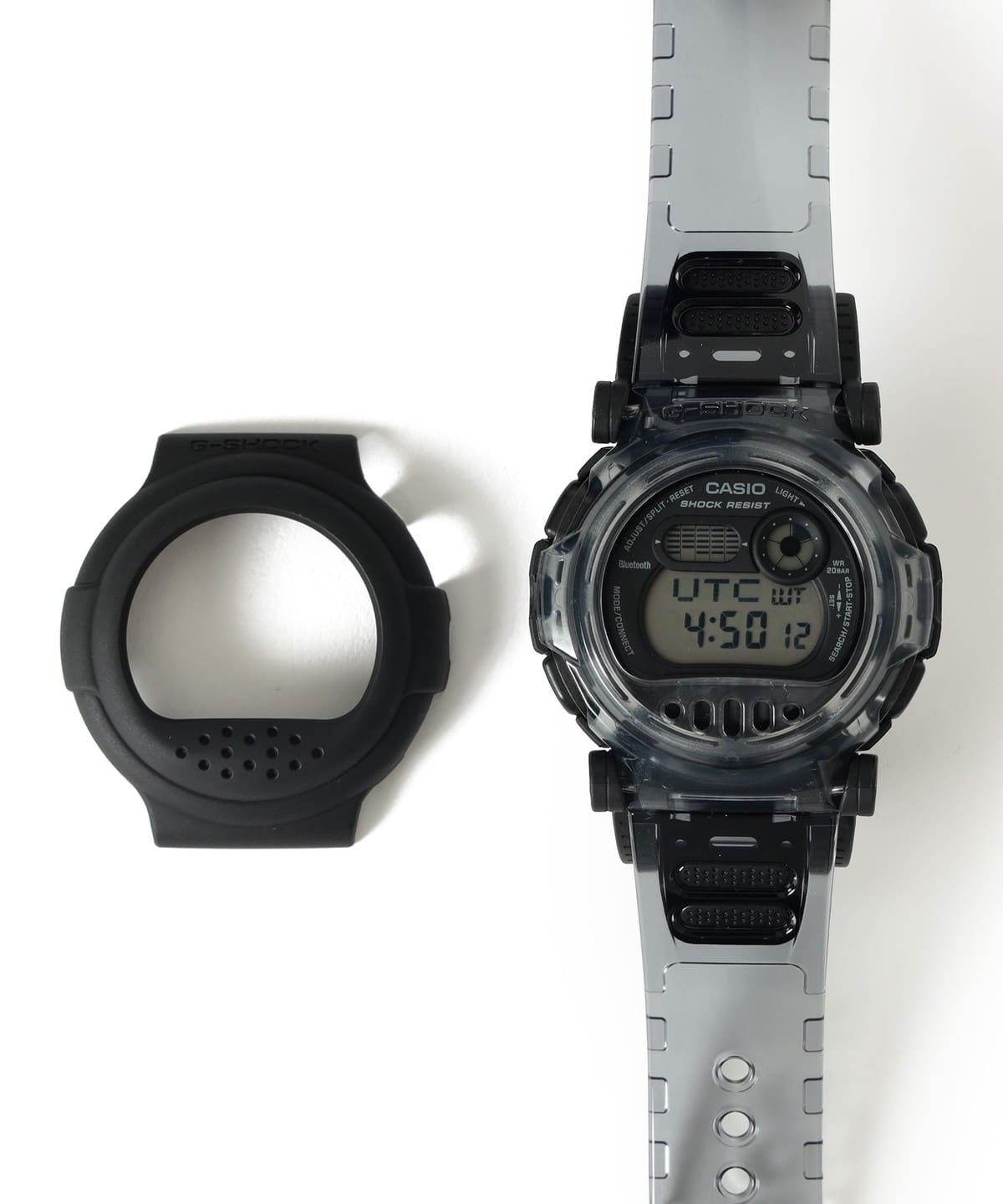 Beams x G-Shock G-B001 with dual bezel structure in black and