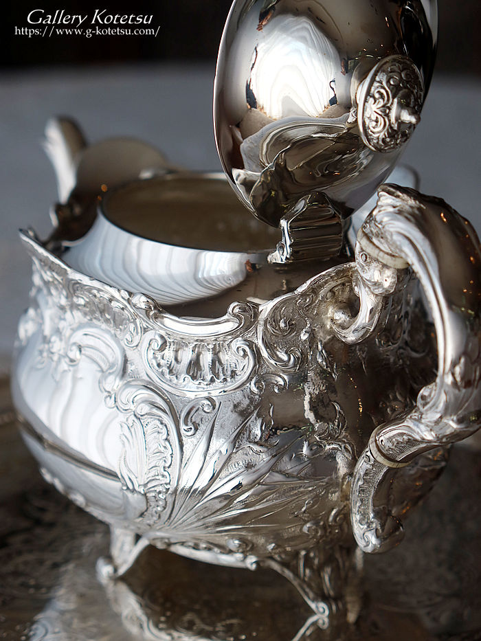 Welcome to ギャラリー虎徹 WEB