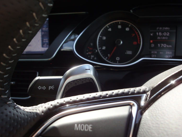 アウディ純正RS用アルミ調ステアリングパドルセット - G-Speed web store