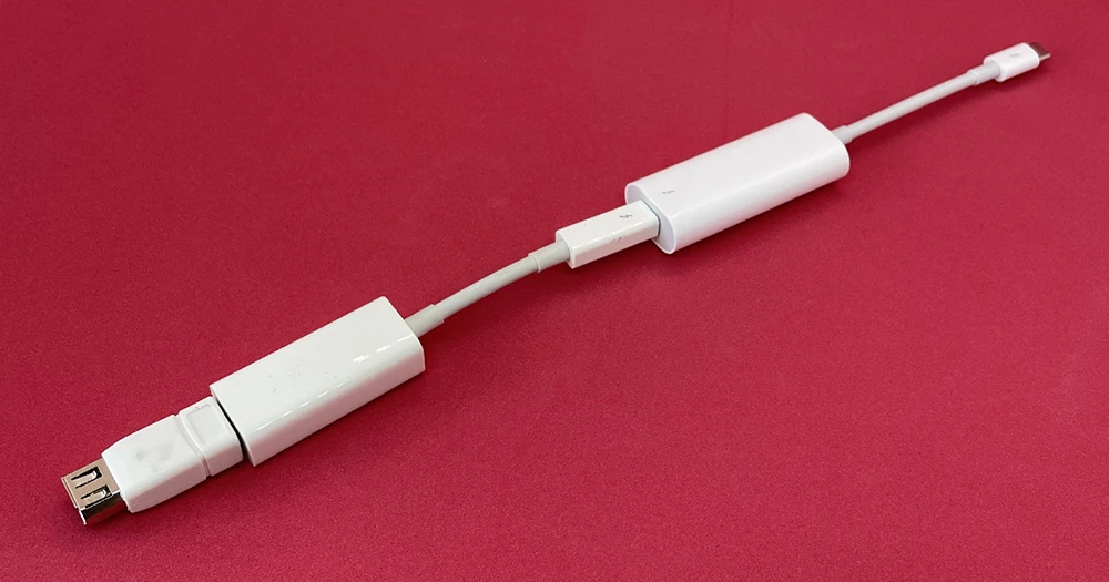 古いSONY HandycamをFireWireポートがないMacに接続する：準備編