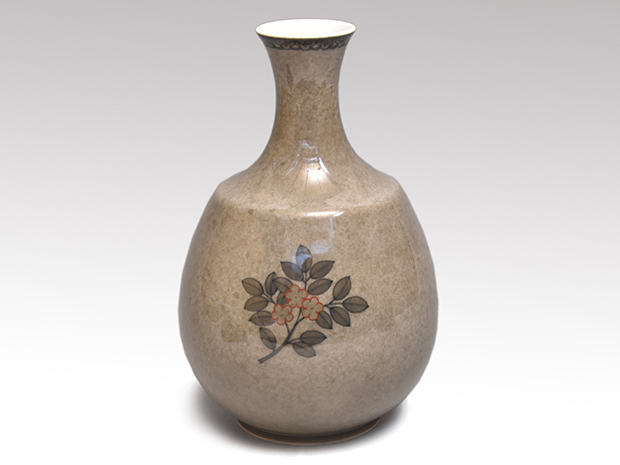 色絵薄墨草花文花瓶 十三代今泉今右衛門（造）共箱 | 古美術ささき