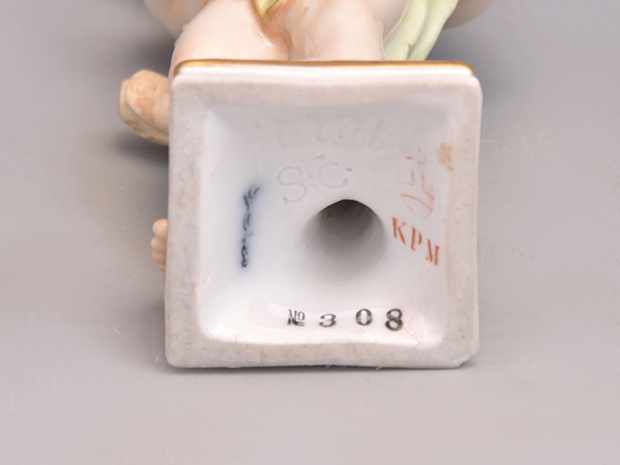 KPM ベルリン王立磁器製陶所 天使 フィギュア 人形 アンティーク | 古