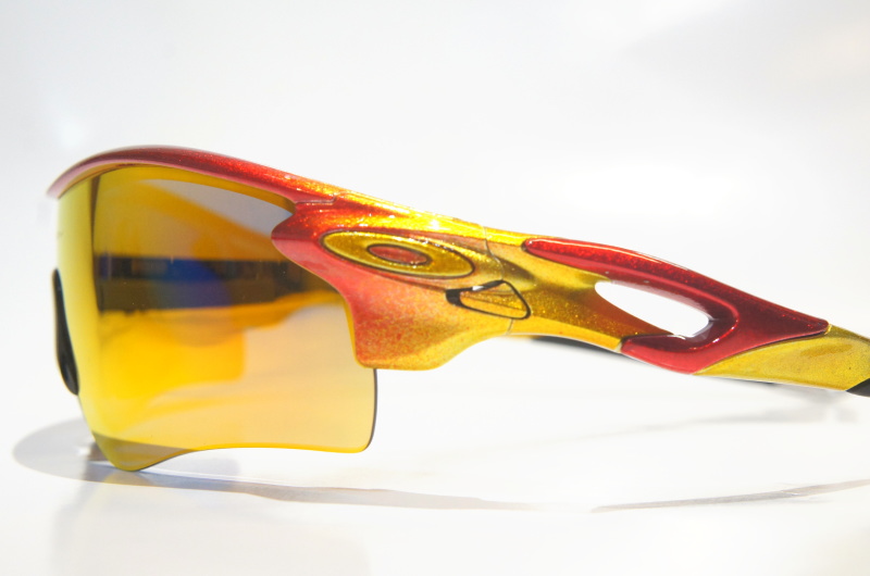 自分だけのオリジナルカラーサングラス。カニヤ・カスタムチューニング