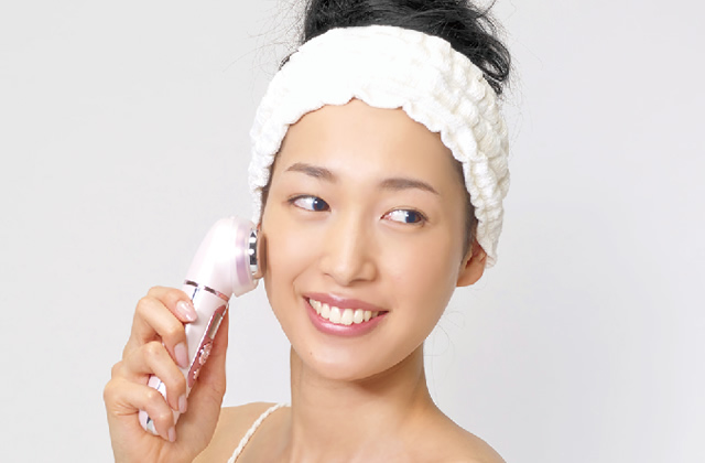 超音波美顔器 KBE-1120/P｜エステアイテム｜フェイスケア｜ビューティ