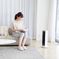 送風機能付ファンヒーター KHF-0803/W｜ホット＆クール｜シーズン 季節