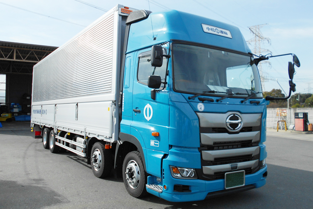 大型 長距離フリー輸送ドライバー ::: 小松運輸株式会社