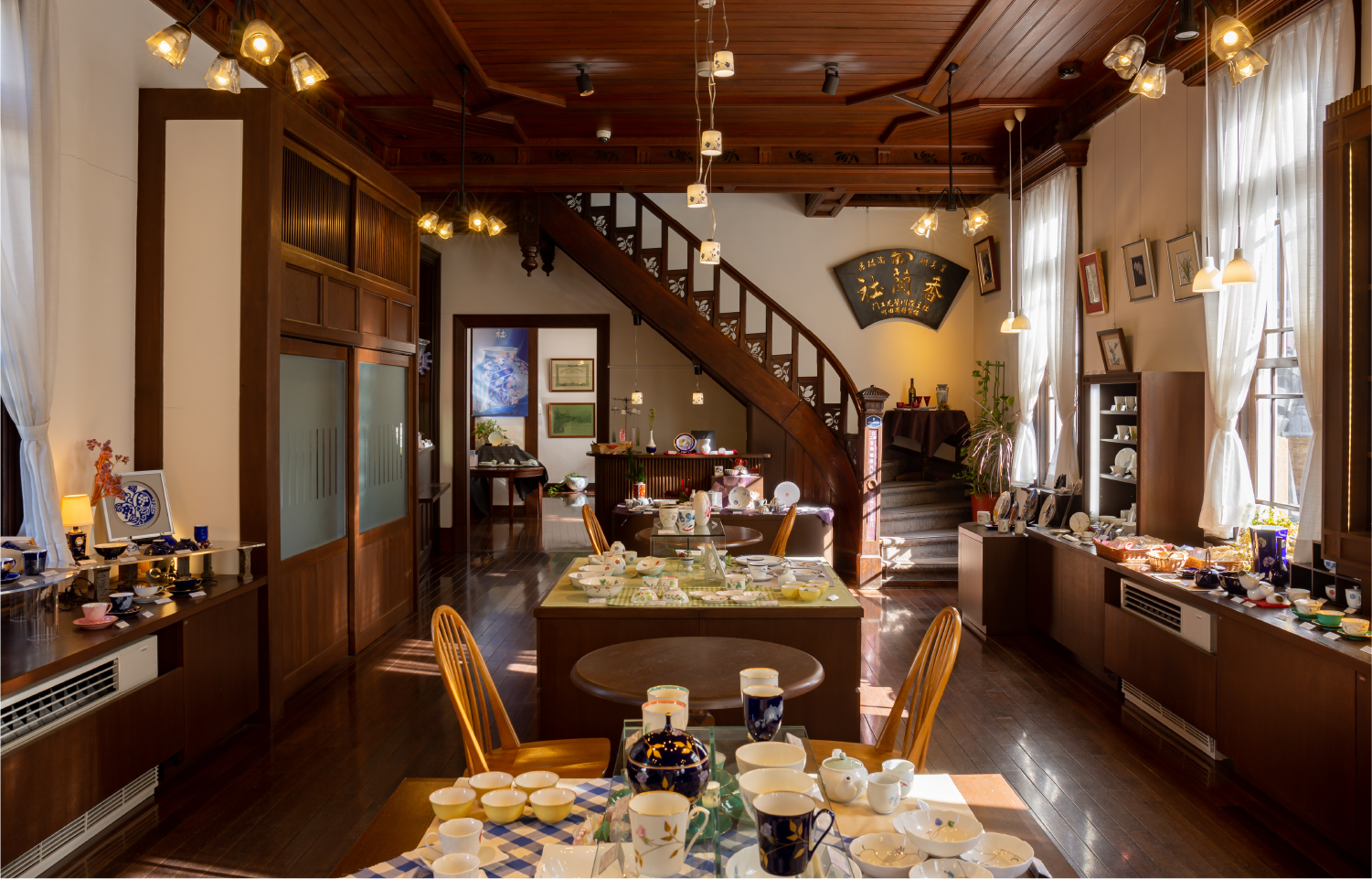 香蘭社について|有田焼の老舗 香蘭社