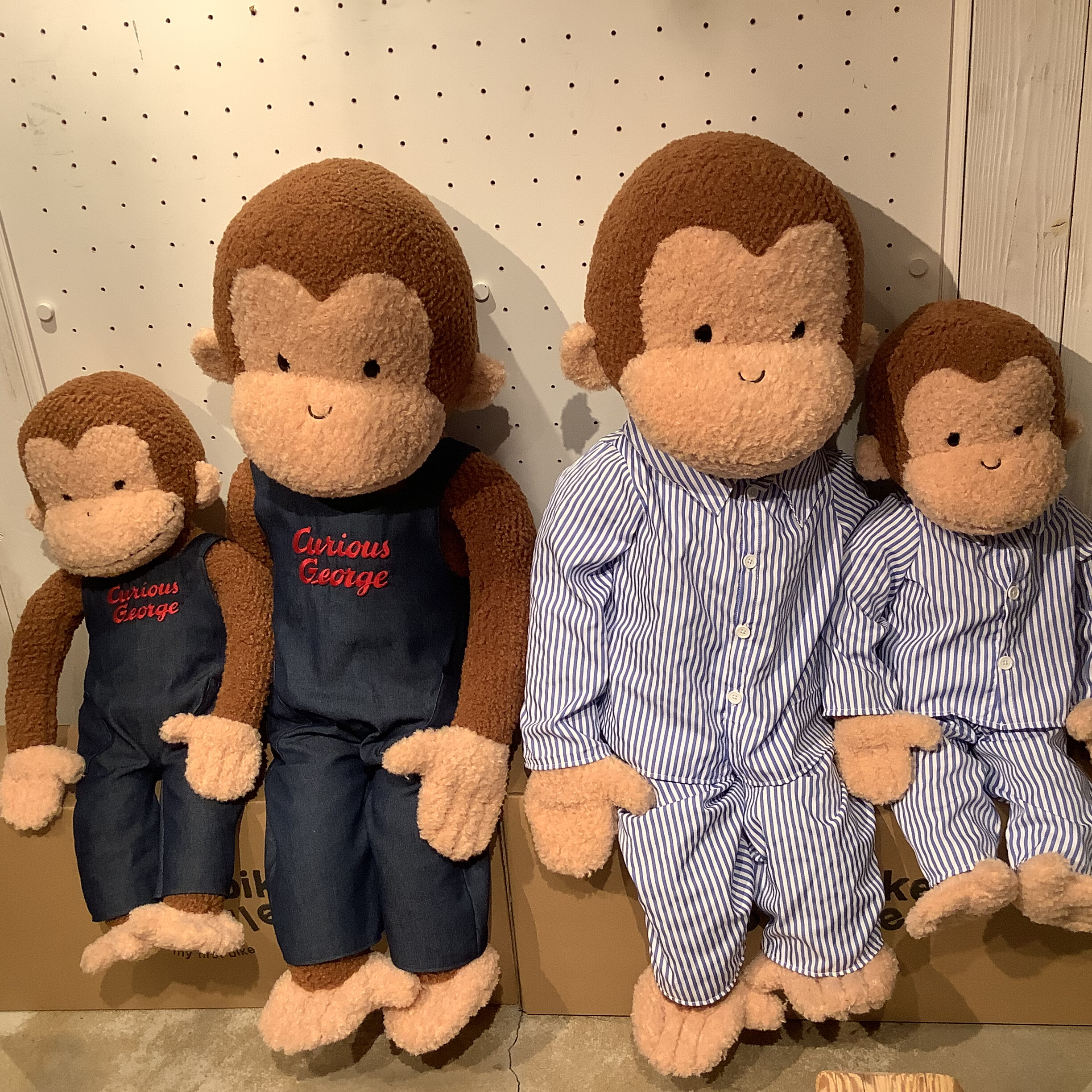 GEORGE'S店舗限定❗️】おさるのジョージぬいぐるみ予約スタート