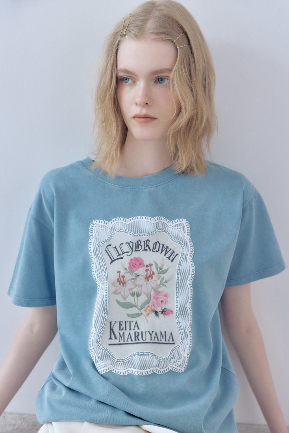 LILY BROWN】Collaboration Lace Graphic Tシャツ｜KEITAMARUYAMA