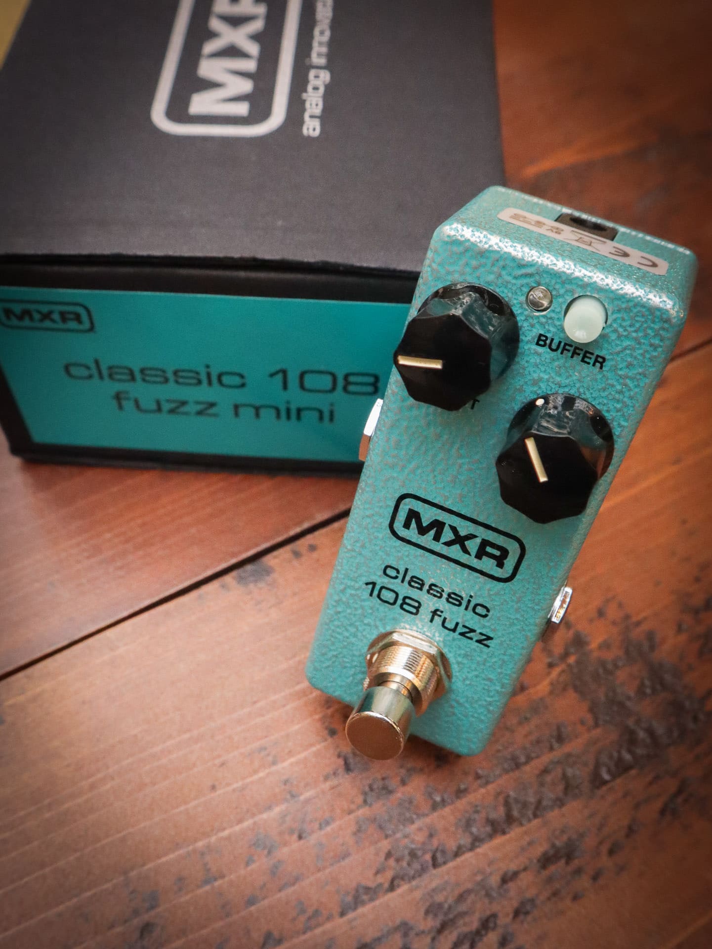 MXR Classic 108 Fuzz Mini - Kauffmann's Guitar Store