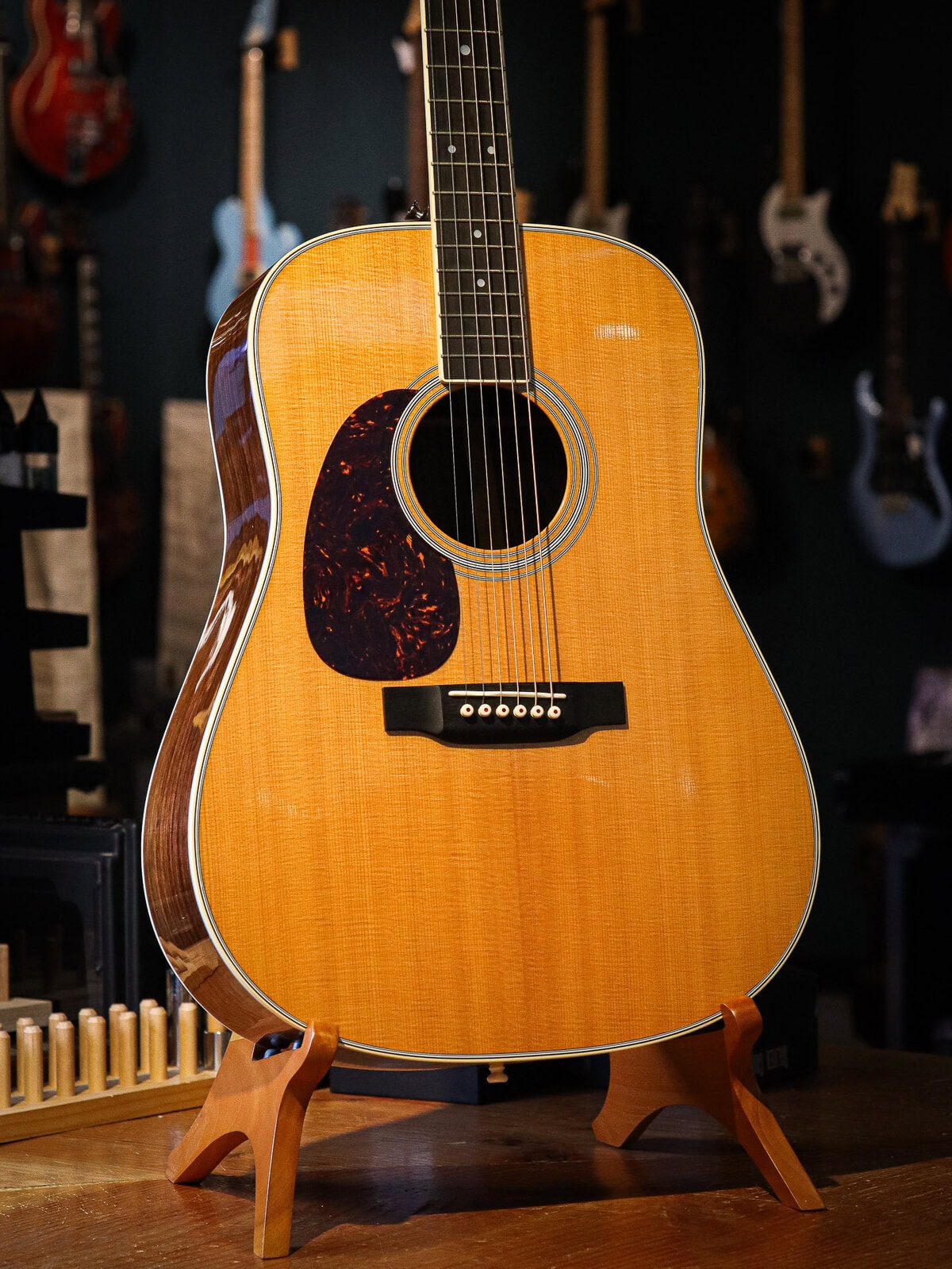 Martin D-35 Lefthanded Pre-Owned - Kauffmann's Guitar Store