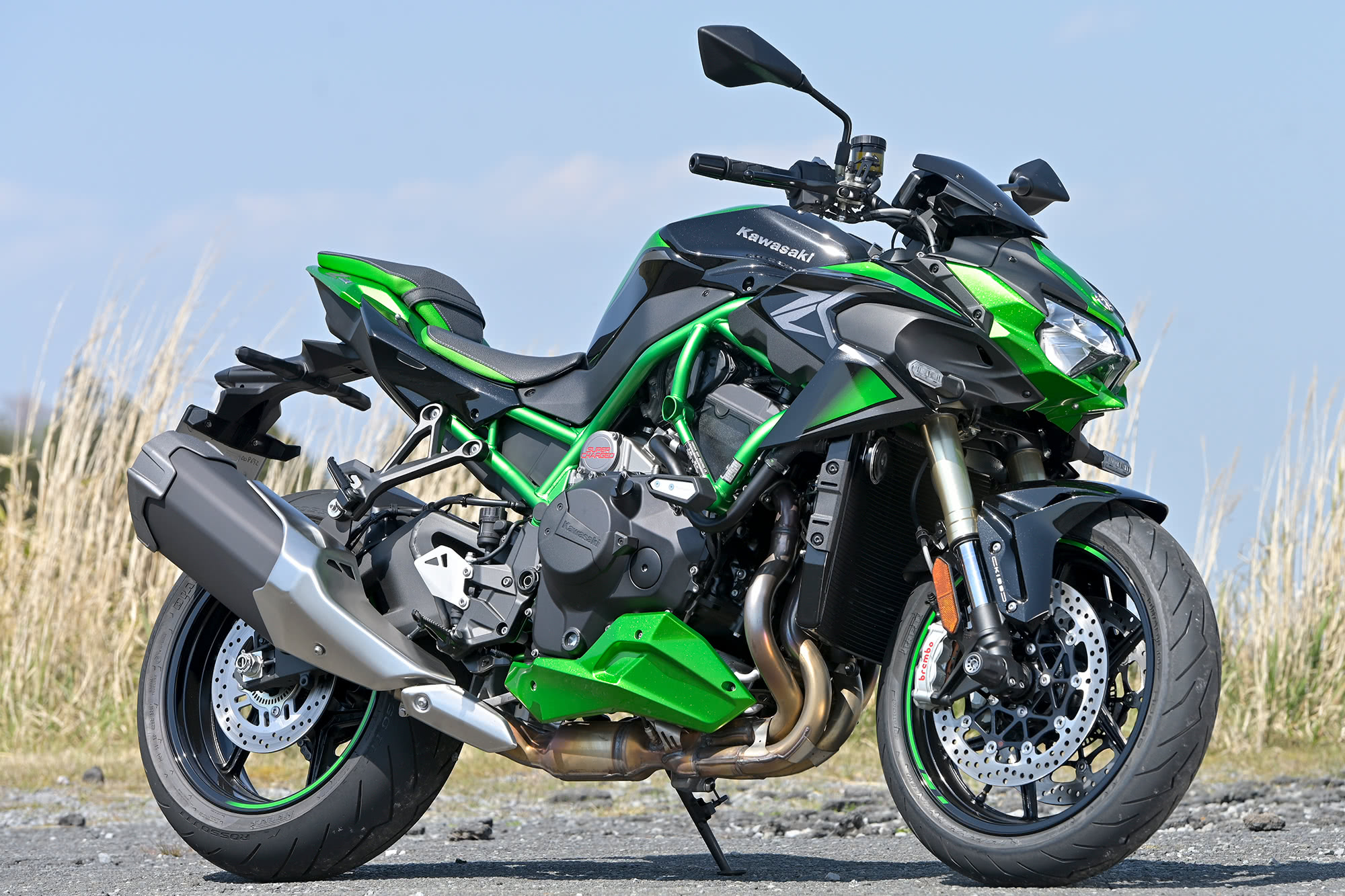 走りの高水準ぶりに技術の進歩を実感／Z H2 SE | 試乗・車両解説