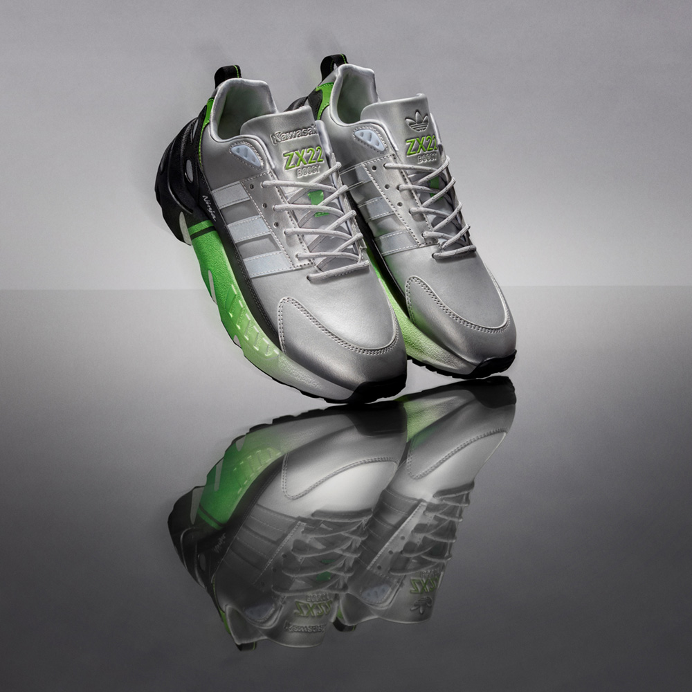 アディダス オリジナルスとカワサキのコラボスニーカー第二弾「ZX22