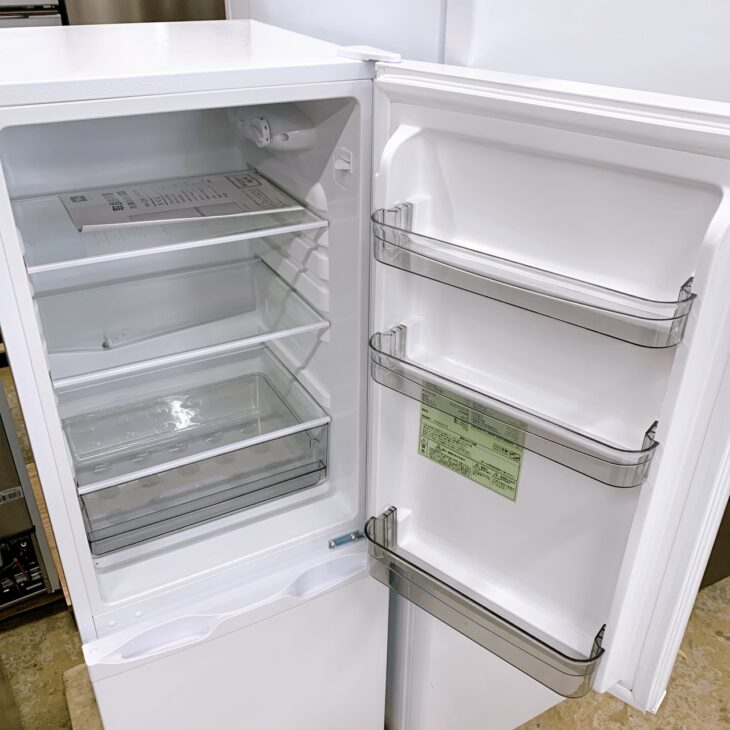 福島県昭和村でTCL ノンフロン冷凍冷蔵庫 CRB126AWを出張買取｜庫内