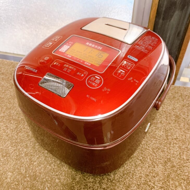 東京都練馬区にて東芝 真空圧力IH炊飯器 RC-10VSL 使用感ありのため