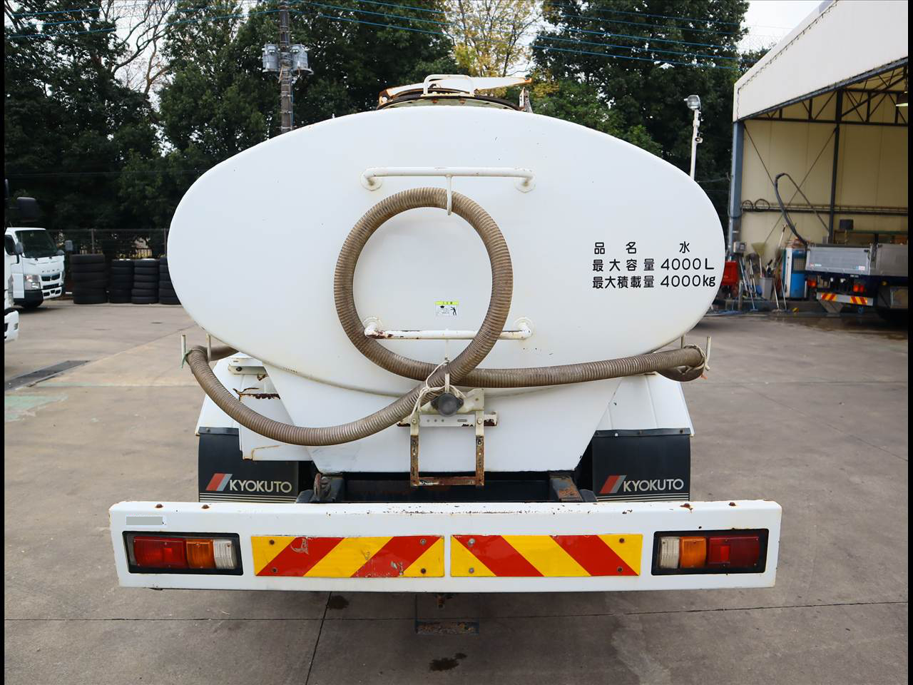 いすゞ フォワード 中型/増トン タンク車 散水車 の中古トラック【車両