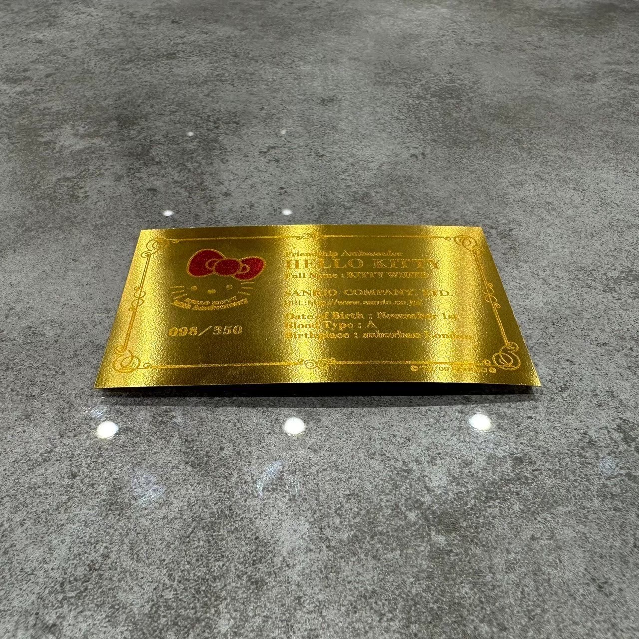 金（K24）ハローキティ純金名刺 買取 | ブランド品の宅配買取の「かい