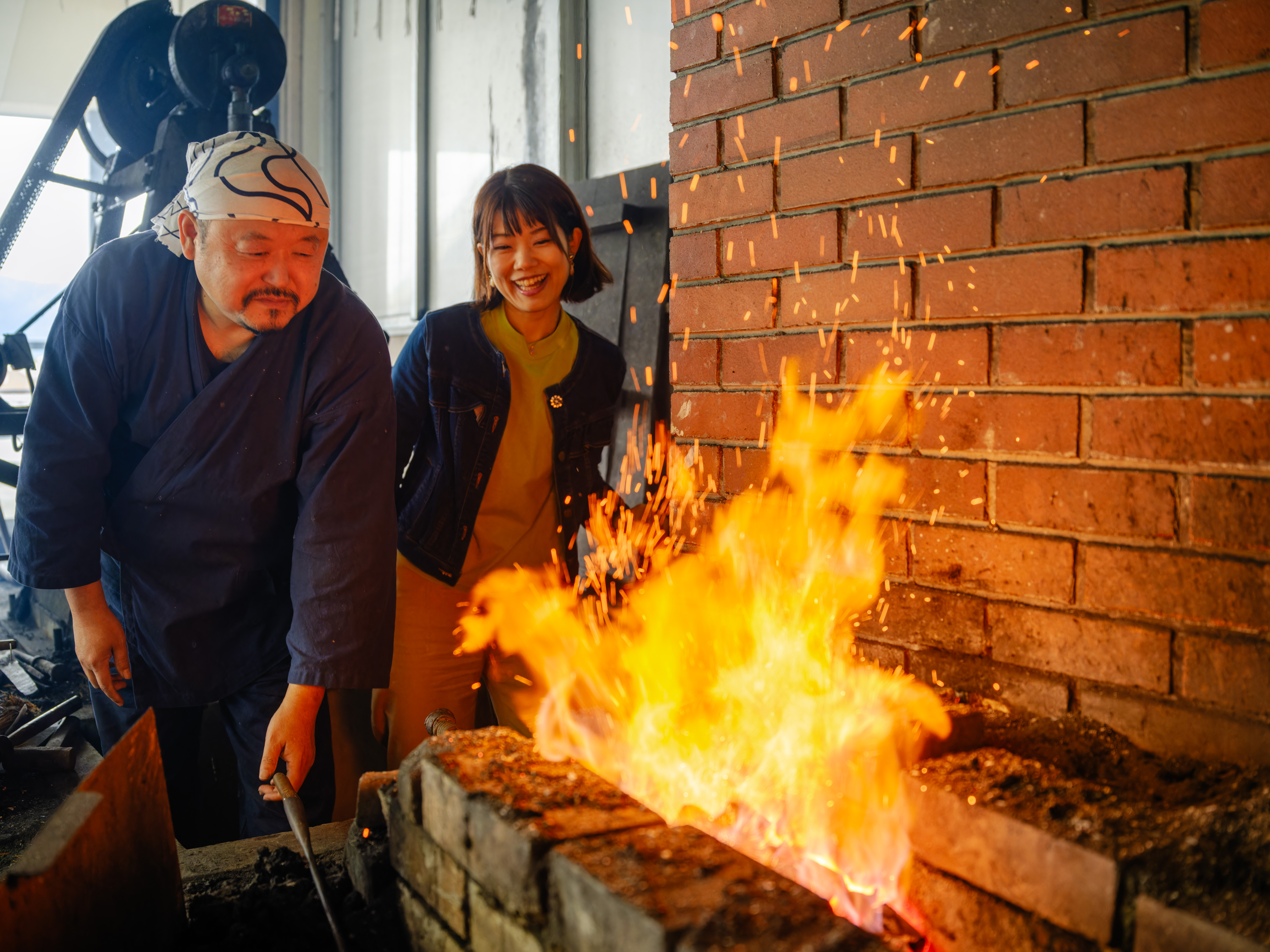 日本刀鍛錬実演 | しまね観光ナビ｜島根県公式観光情報サイト