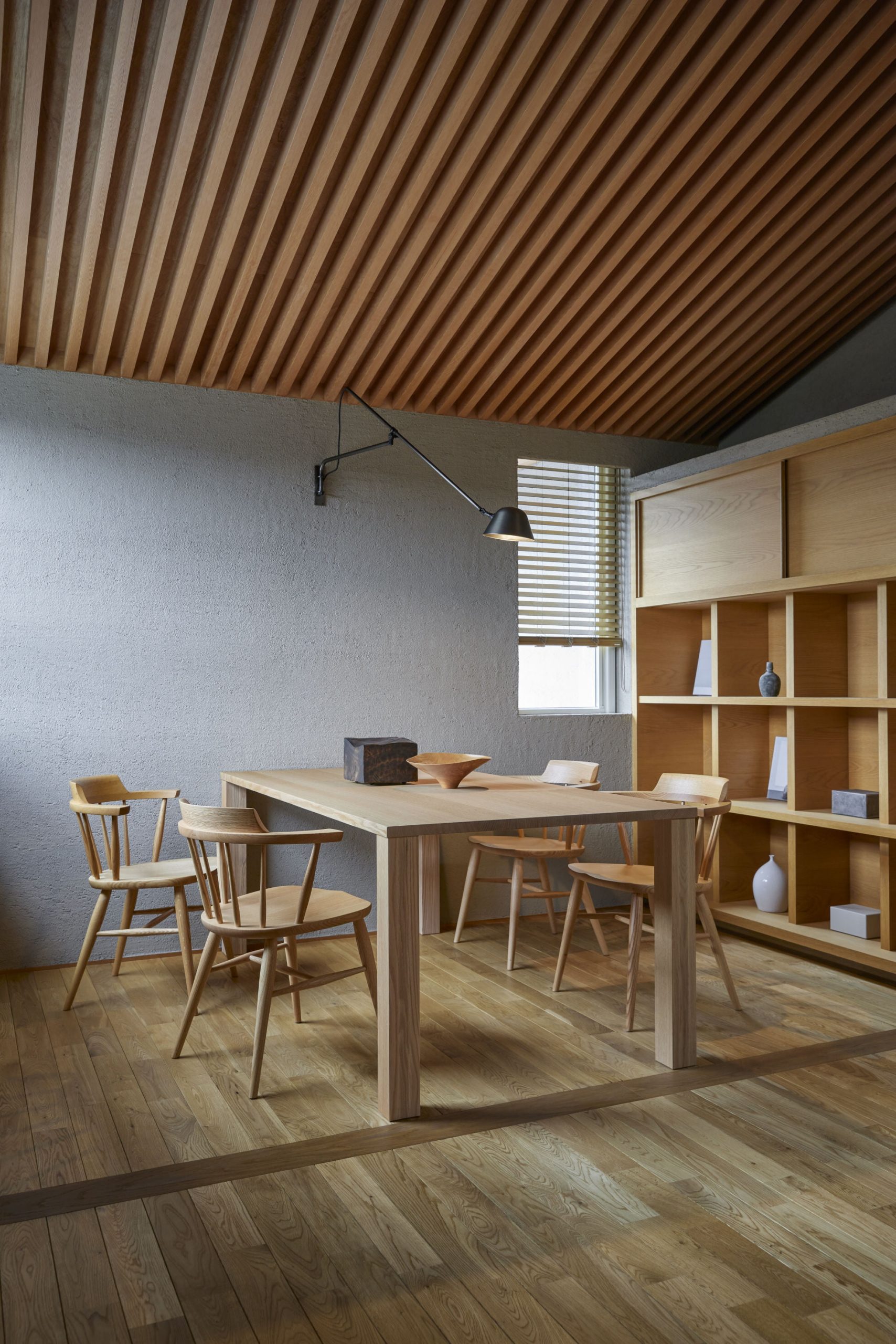 K WINDSOR - 国産無垢家具は飛騨高山発の家具メーカー KASHIWA