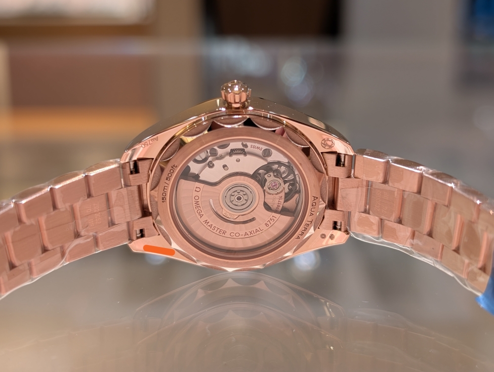 オメガ】これぞレディースウォッチの極み！！最上級金無垢モデルを手に