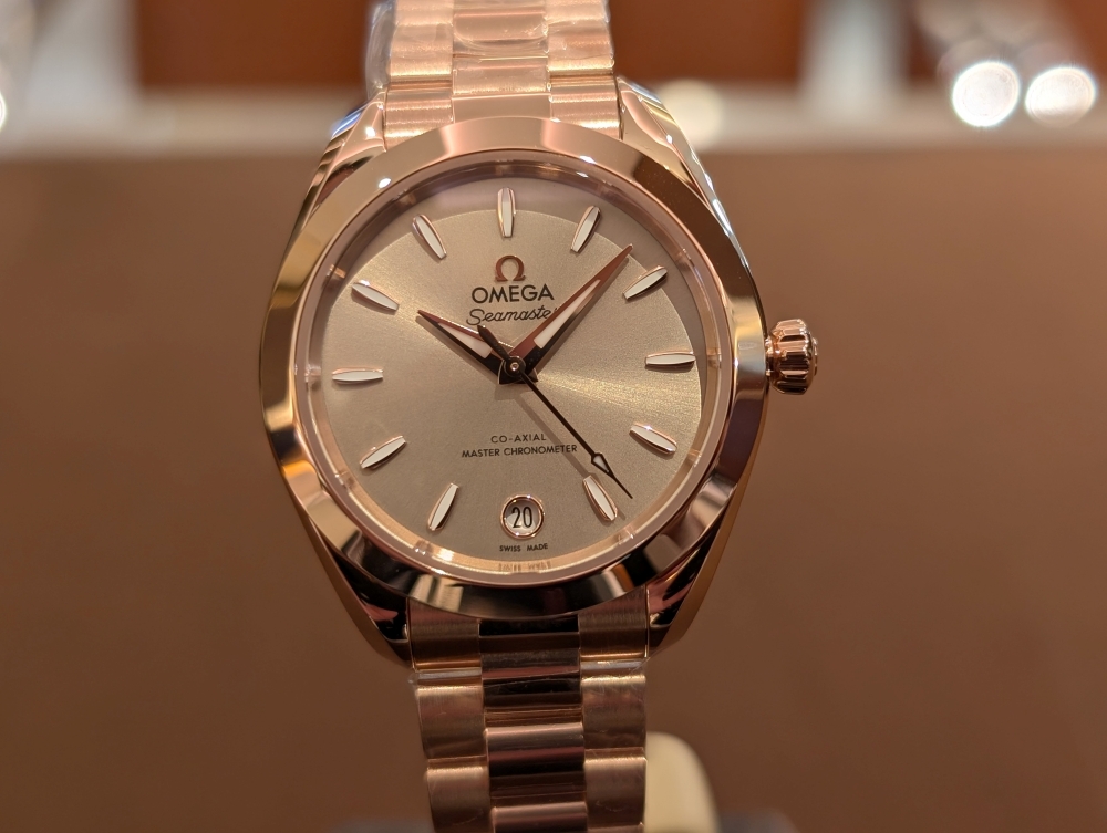 オメガ】これぞレディースウォッチの極み！！最上級金無垢モデルを手に