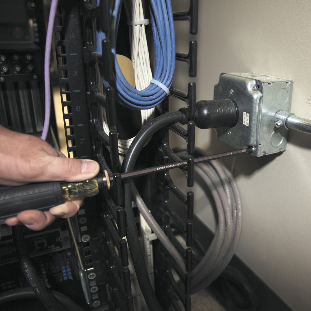 Adjustable Screwdriver, #2 Phillips, 1/4-Inch Slotted - 32751