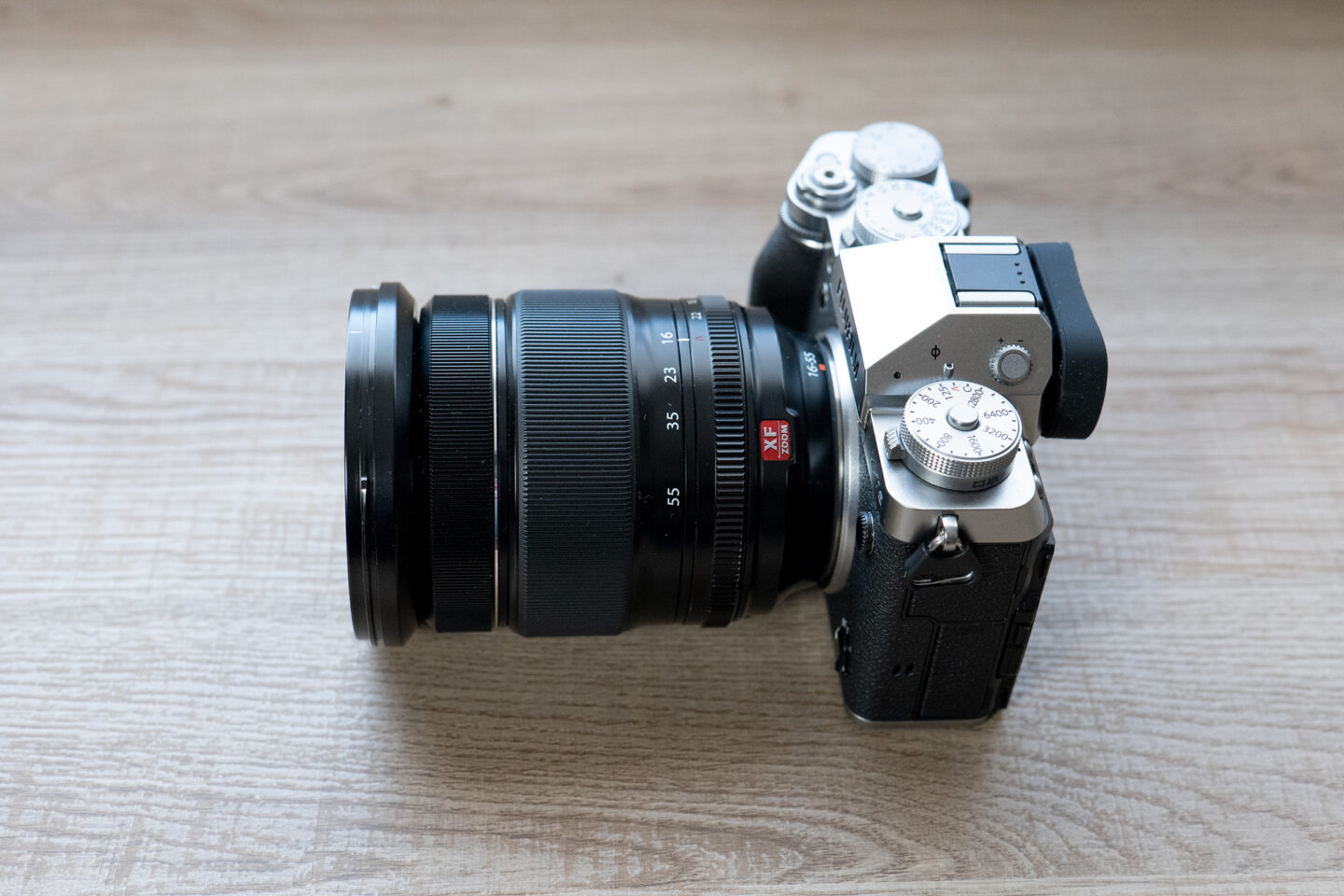 富士フイルム XF16-55mmF2.8 R LM WR レビュー｜最高の写真性能を誇る