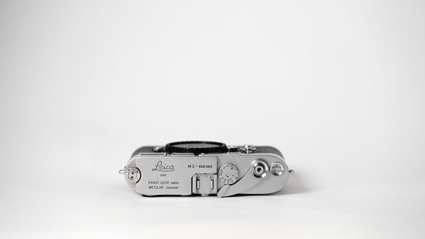 3月1日(金) ヴィンテージカメラオンライン販売会「歴史感じるライカM3