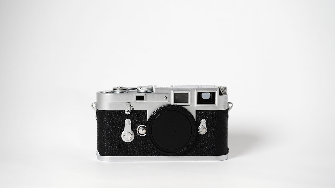 3月1日(金) ヴィンテージカメラオンライン販売会「歴史感じるライカM3