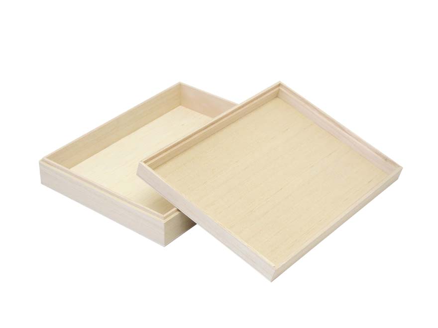 37．桐箱 B5サイズ 内寸：195×260×50 550円～