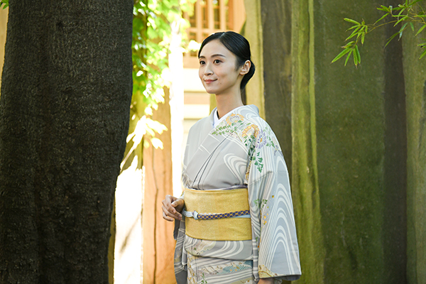 銀座【帯4536】西陣 桝屋高尾製 ねん金綴錦 袋帯「段霞文」 – 銀座