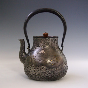 龍文堂 - 鉄瓶
