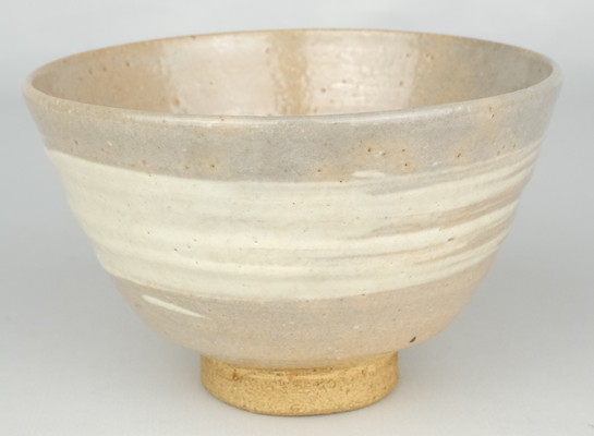 栗山園オンライン通販部 / 【出物】 楽山焼刷毛目茶碗 長岡空味（9代