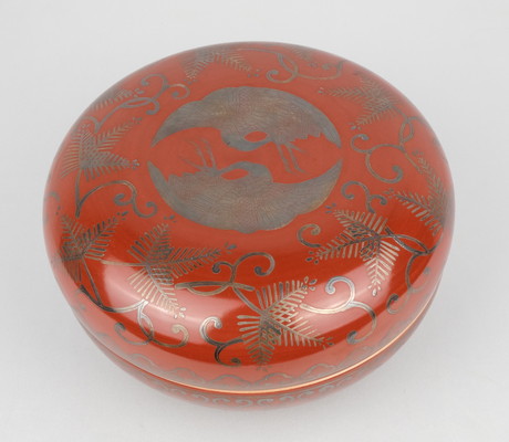 栗山園オンライン通販部 / 【出物】 淡々斎好写 紅地銀襴手松唐草文食