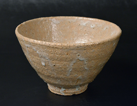 ラ905 茶碗 『萩焼』『泉流山 吉賀大眉造』『平茶碗』 抹茶碗 共