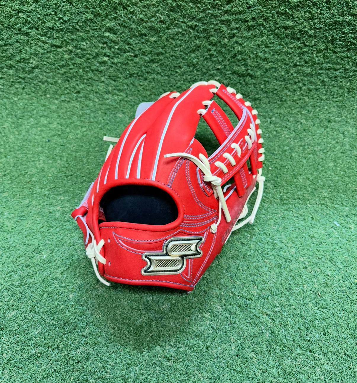 刺繍入り 野球用品の販売ならクロスポベースボールショップ（KUROSPO