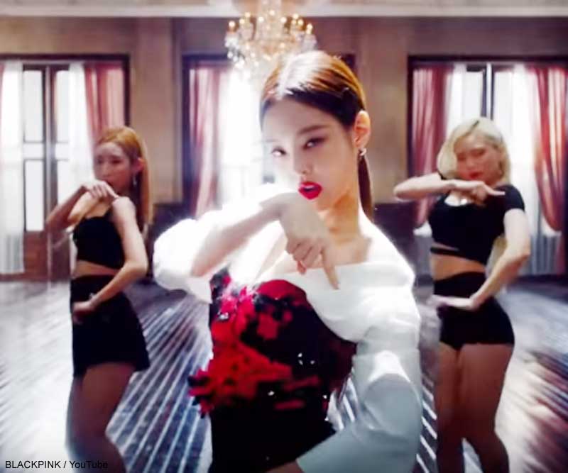 BLACKPINK ジェニー、「SOLO」MVで着ている豪華な衣装のお値段を