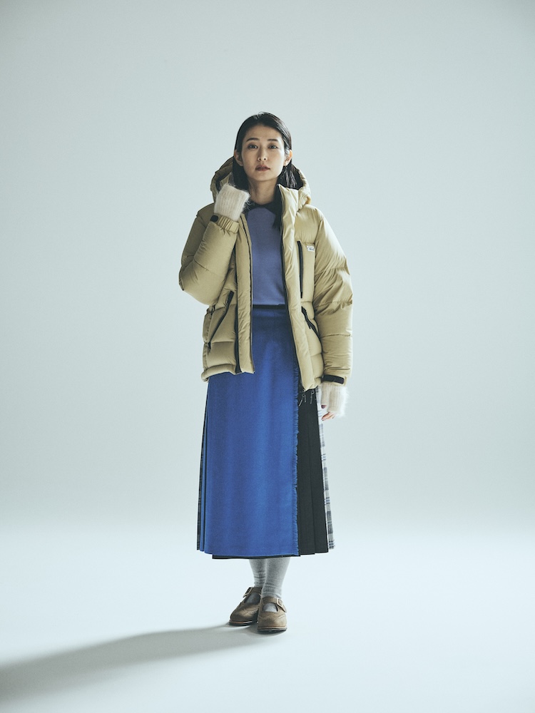 真冬の寒さもどこ吹く風。最強のダウンはナンガ ホワイトレーベルに