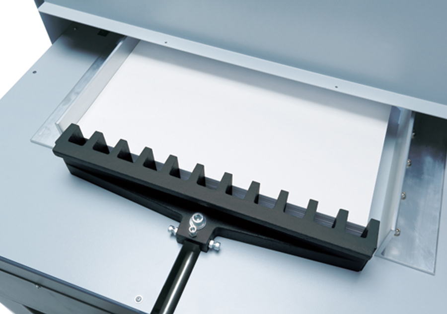 電動断裁機 APC-450 ｜製品情報｜製本機器関連製品の総合メーカー