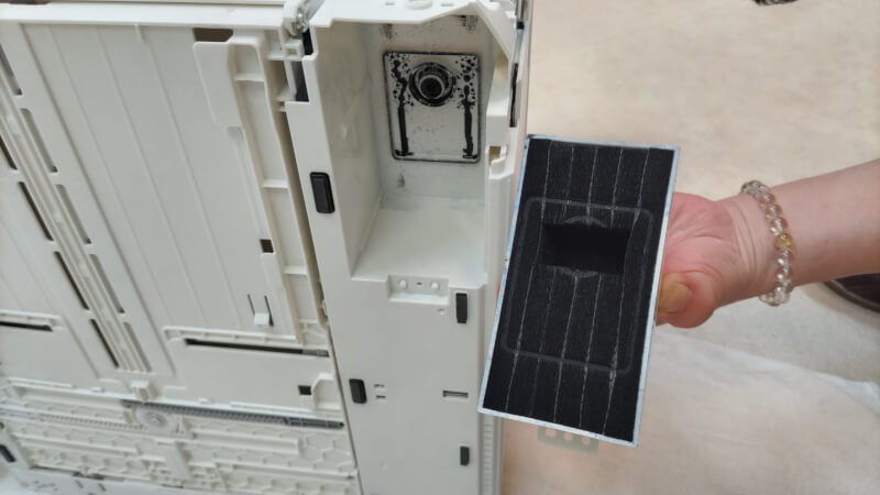 廃インク吸収パッドの交換をDIY（EPSON EP-707A）廃インクエラー解除