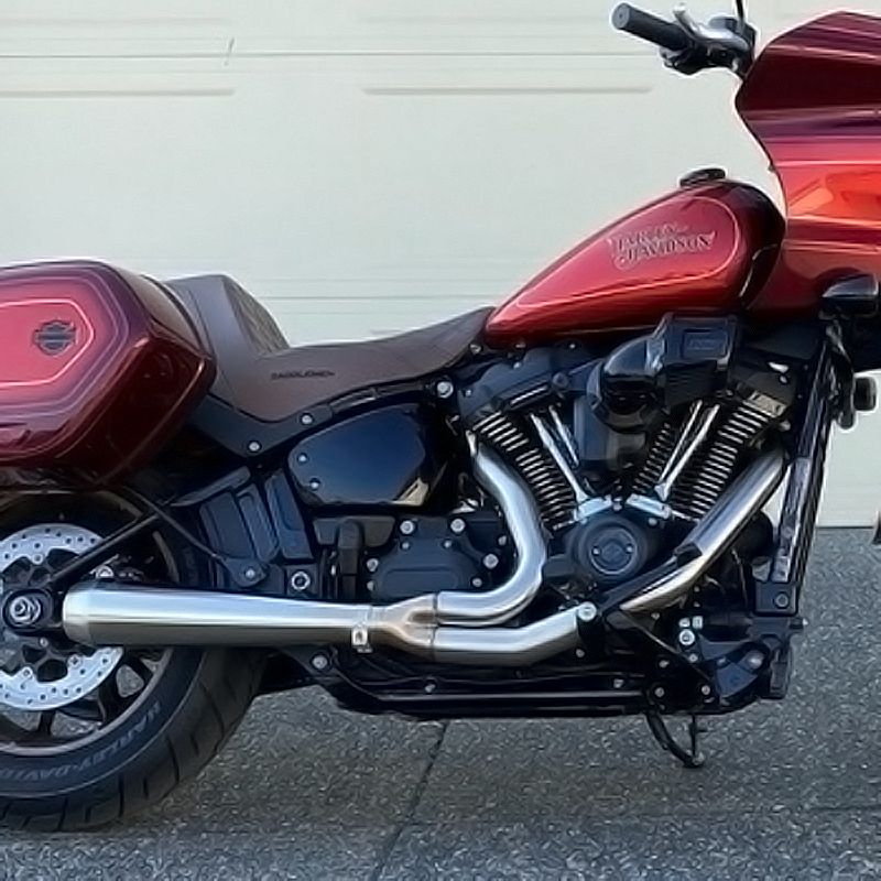 ローライダーST×バッサーニ/ロードレイジ3マフラーにカスタムの境地