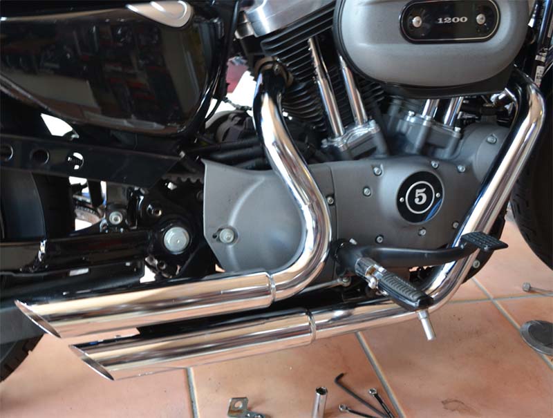 フルエキ取付け（バンス&ハインズ Shortshotエキゾースト） - ハーレー