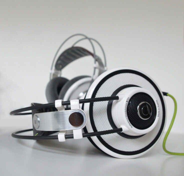 THE BIG AKG K701 AND Q701 REVIEW – The Headphoneer