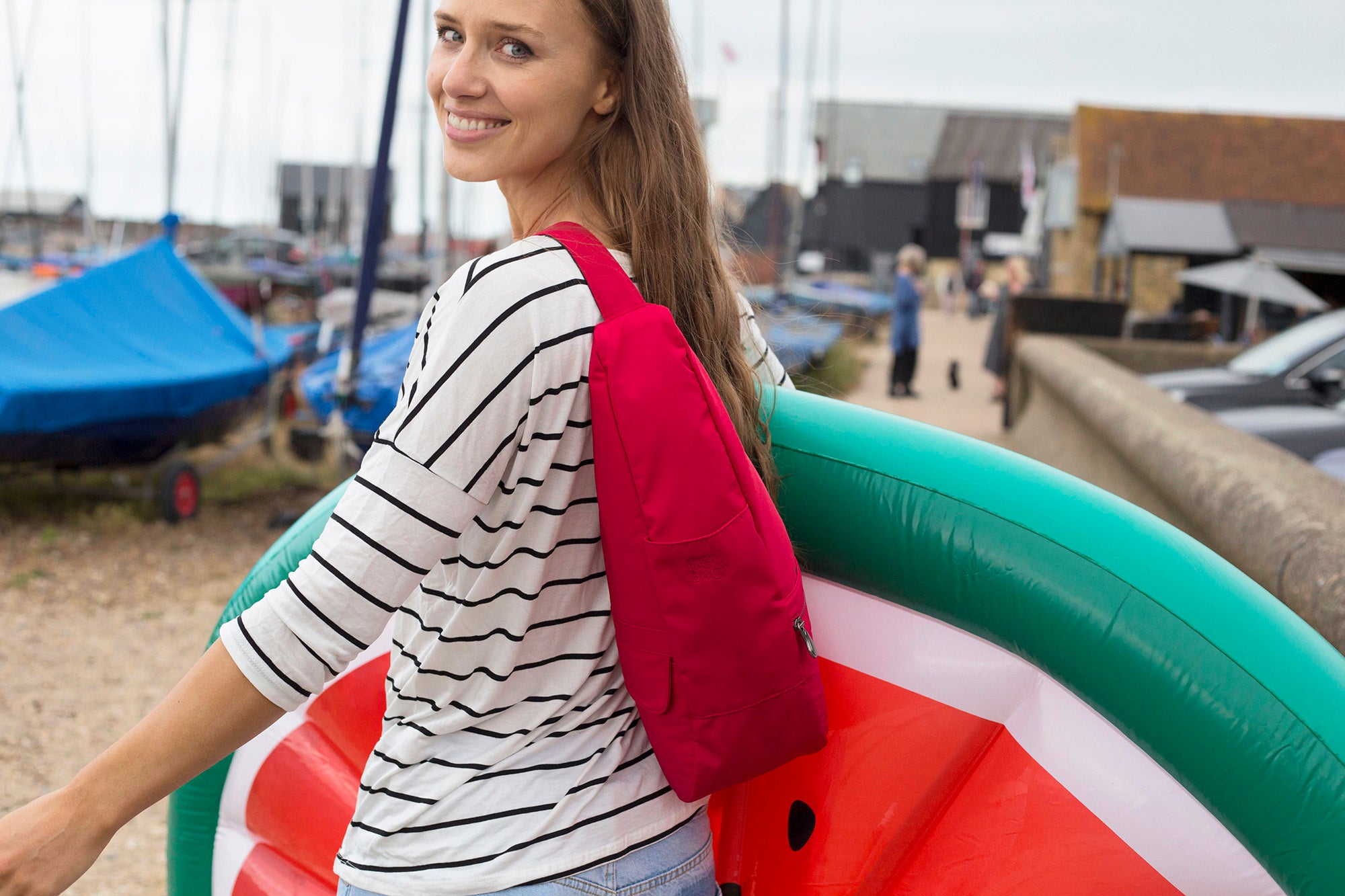 ヘルシーバックバッグ マイクロファイバー Sサイズレッド - 軽量